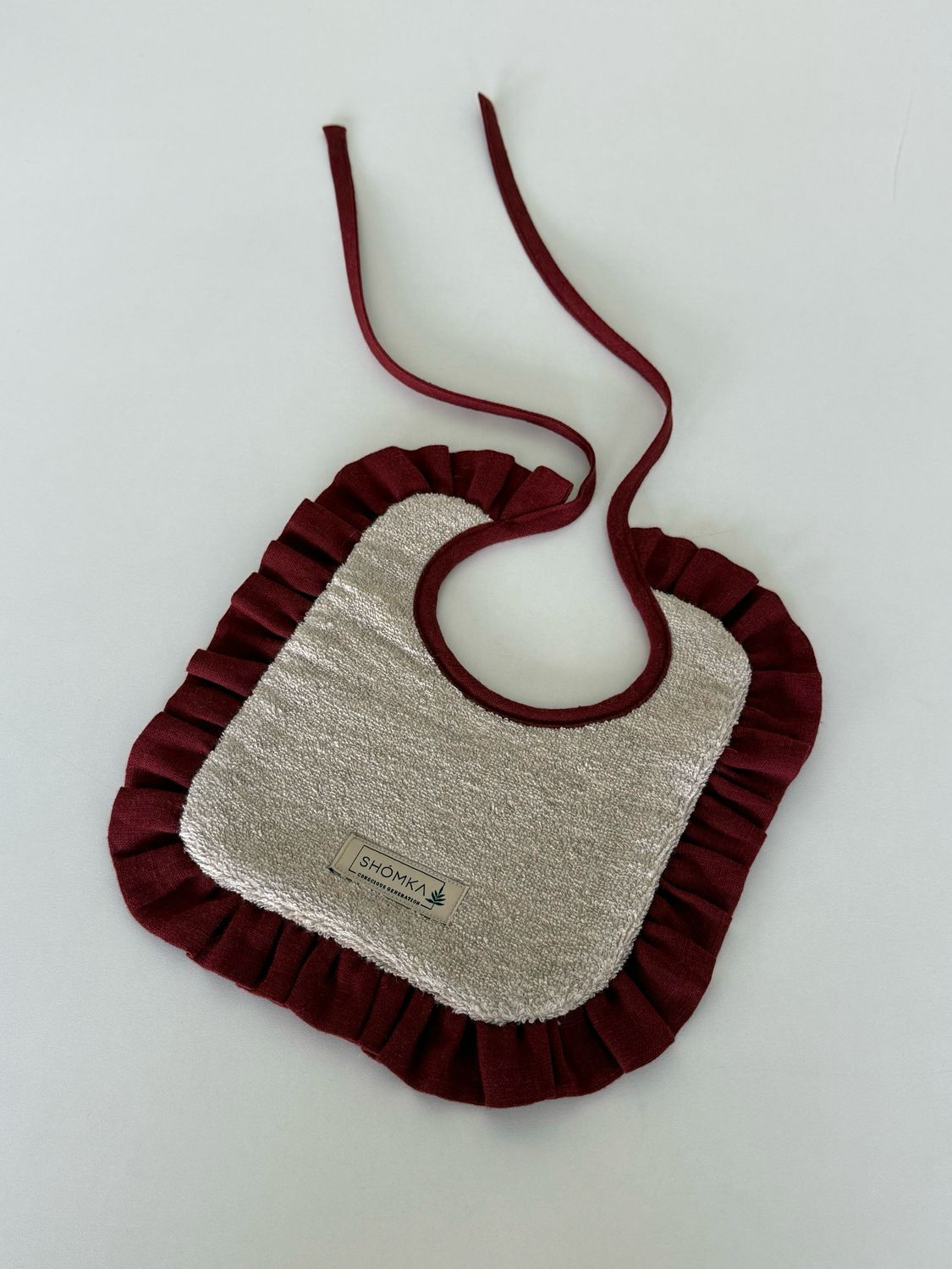CHERRY LINEN BABY BIB 'NATURAL CLASSIC'