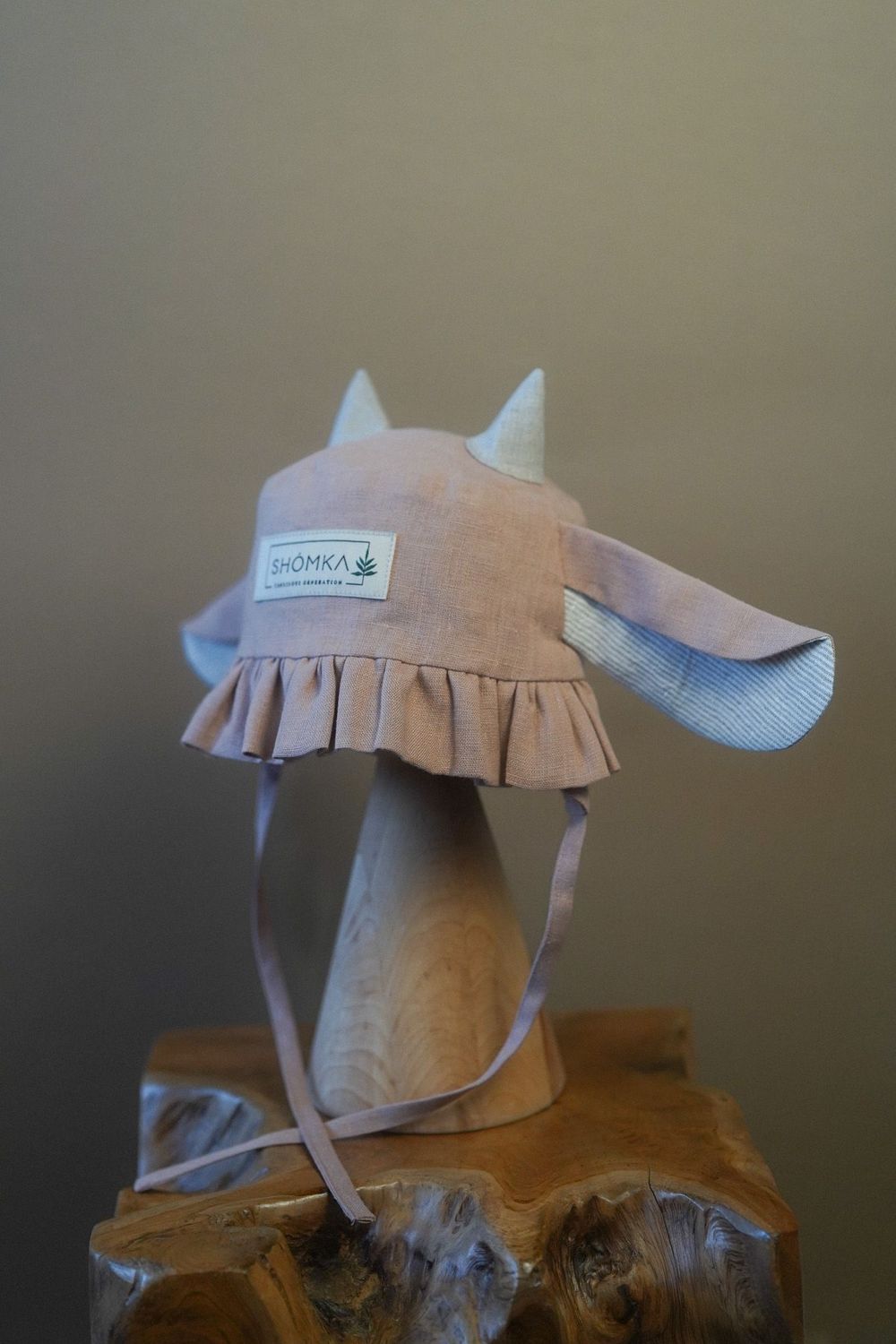 MAGNOLIA LINEN HAT 'COW'