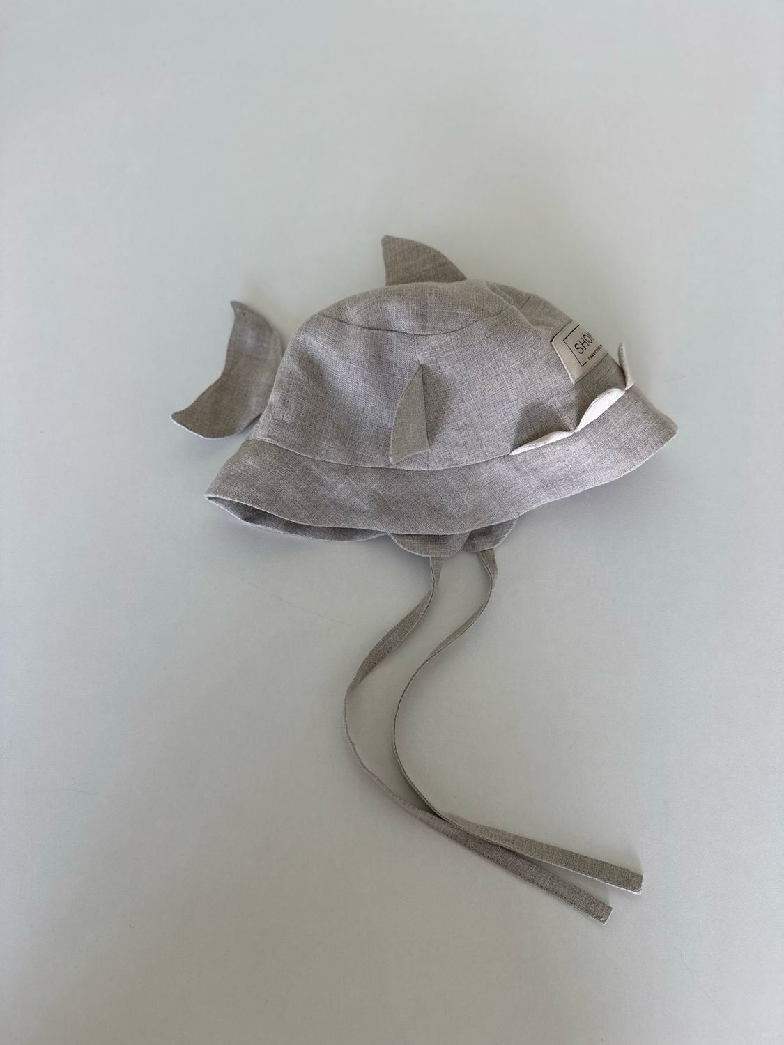 NATURAL LINEN HAT 'SHARK'