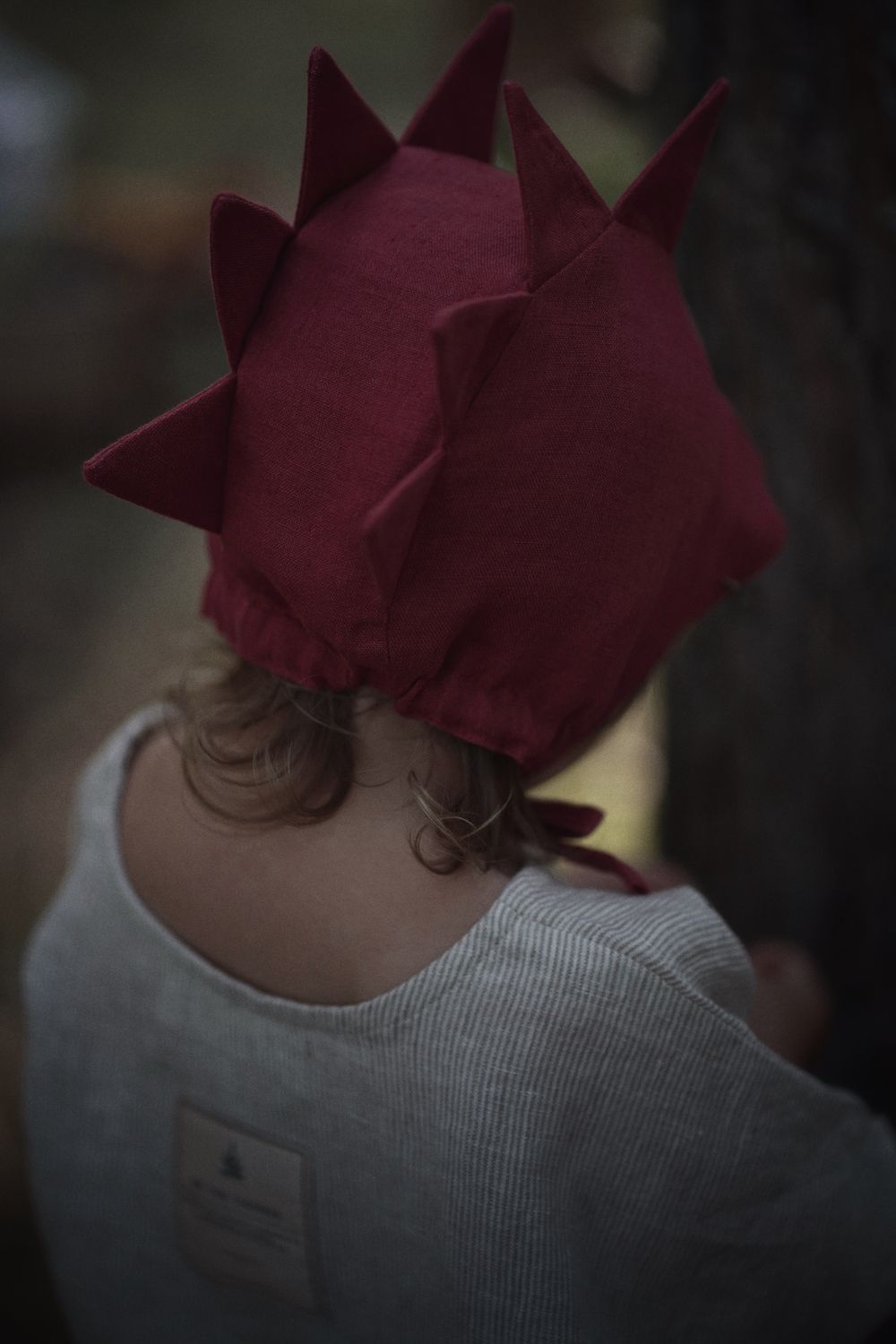 RASPBERRY LINEN BONNET 'CROCODILE'