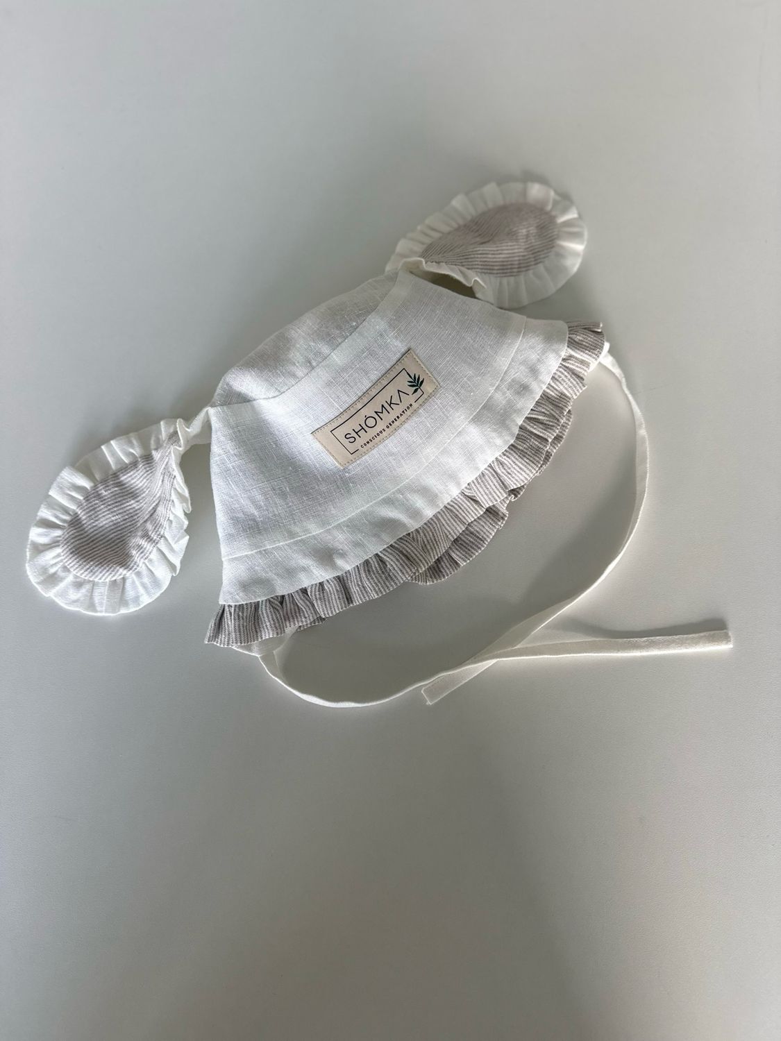 SNOW LINEN HAT 'PUPPY'