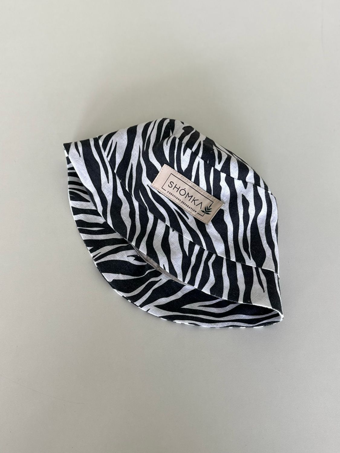ZEBRA LINEN BUCKET HAT 'NO EARS'