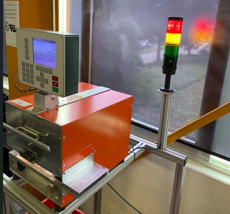 Anschlusselement RM 12-230VAC/DC