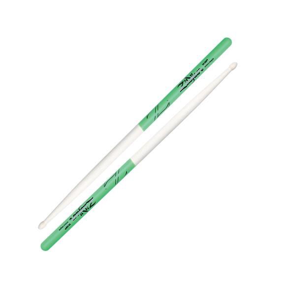 5A Maple Wood Tip Drumsticks with Green DIP | 507472