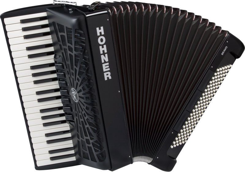 Bravo III 120 Chromatic Accordion | 482324