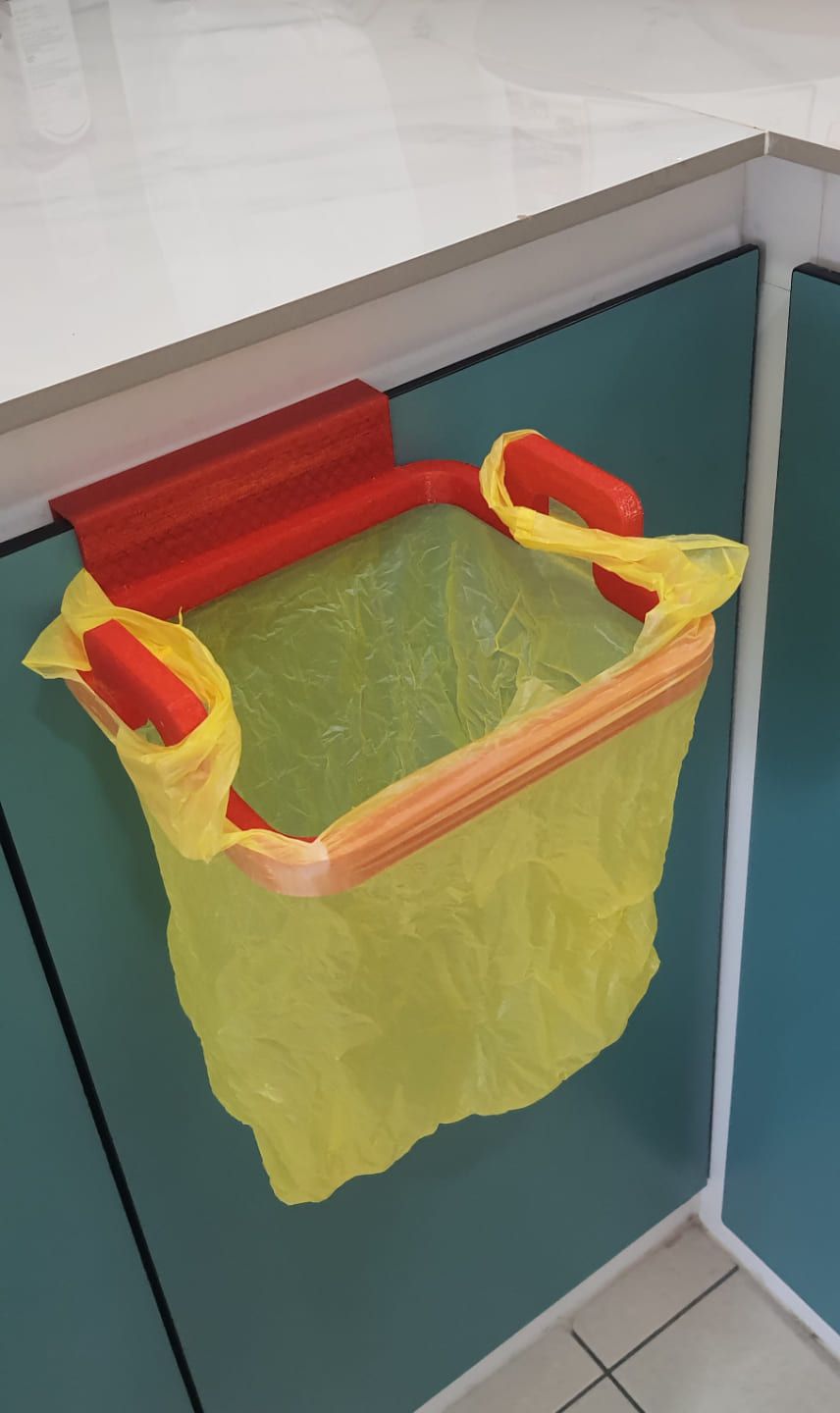 Држач за кесиња за отпад