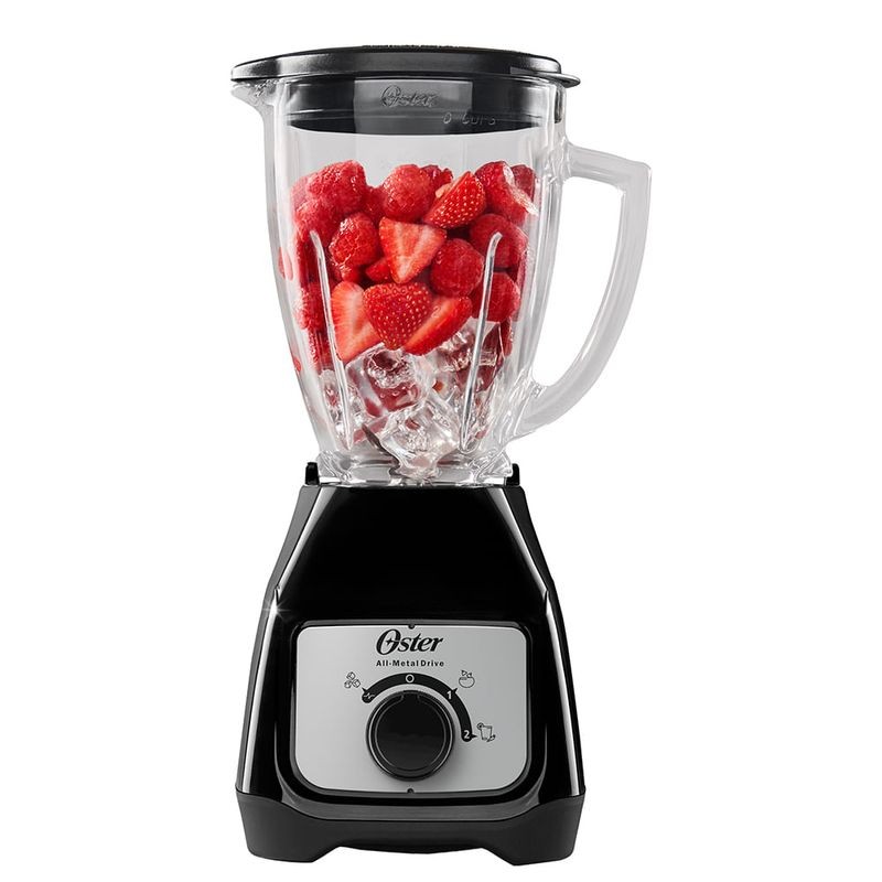 Plegadiza La licuadora Oster® con control de perilla y su potente motor 4 veces más duradero*** con 800 W de potencia* te ayuda a preparar deliciosas y saludables recetas. Con alta fuerza de torsión y vaso de vidrio Boroclass® resistente a ingredientes hirviendo** es ideal para preparar una amplia variedad de recetas frías y calientes, jugos, batidos y mucho más.