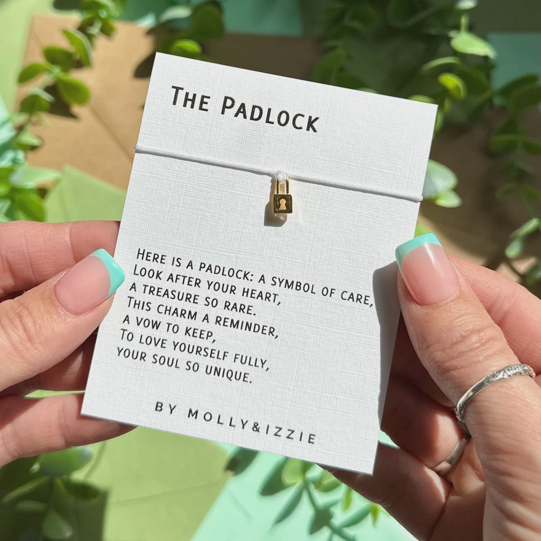 Molly&amp;Izzie - The Padlock - Adjustable Charm Bracelet