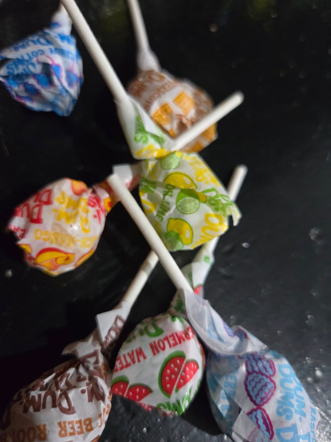 DUM DUMS SINGLE SUCKER EACH