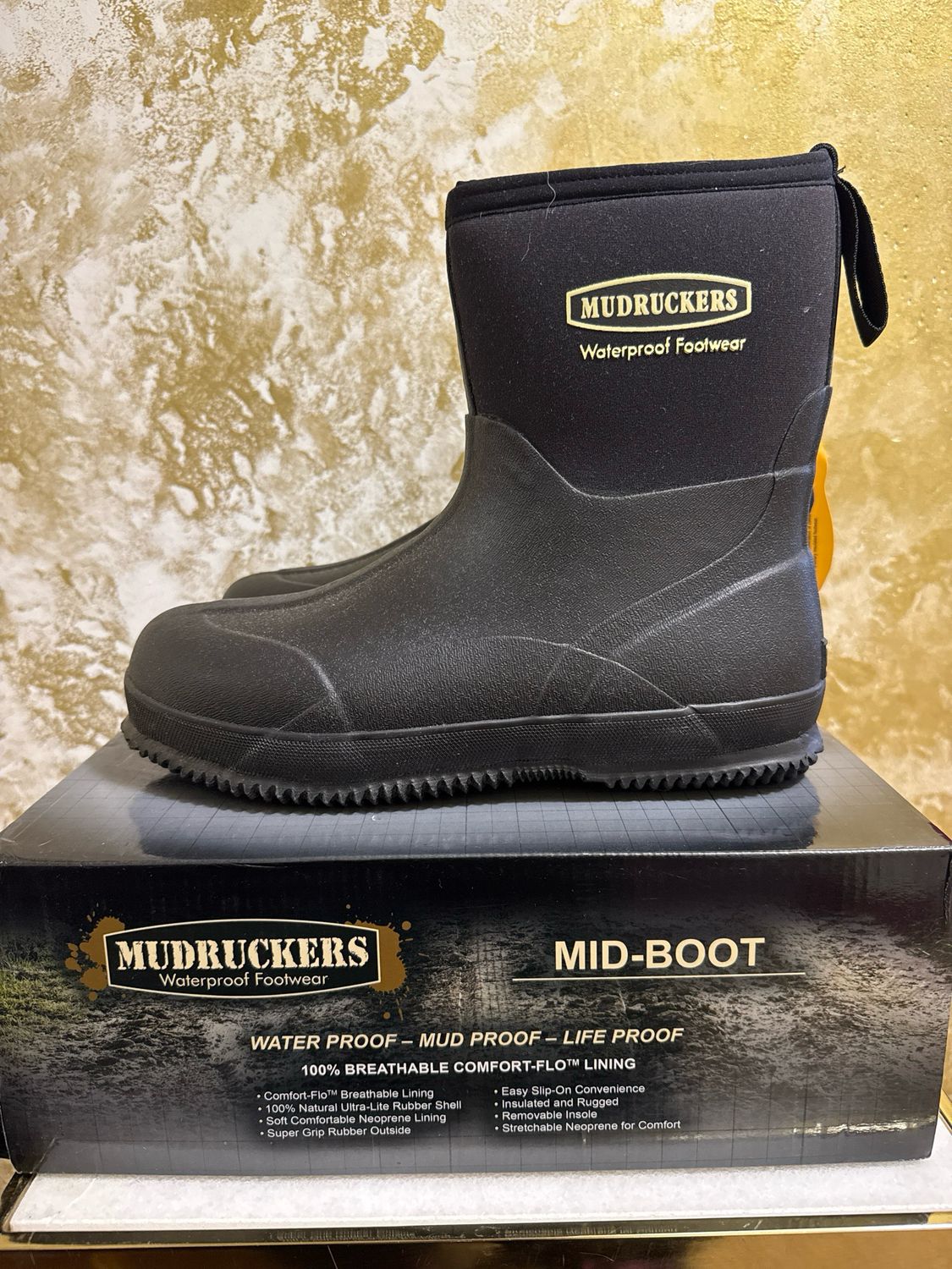 Mudruckers Waterproof Size 9