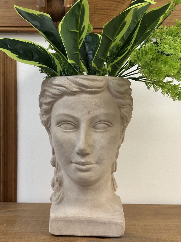 Pot - Face - Woman