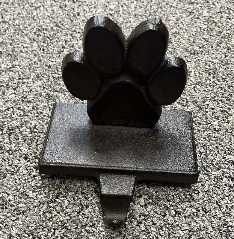Paw Cast Iron Hanger