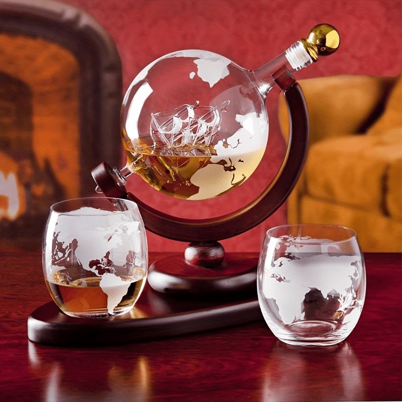 Globe Whiskey Decanter (30 oz)