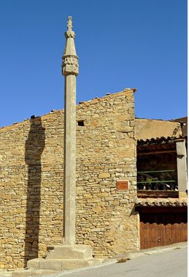 La Creu de terme del Portal Reial