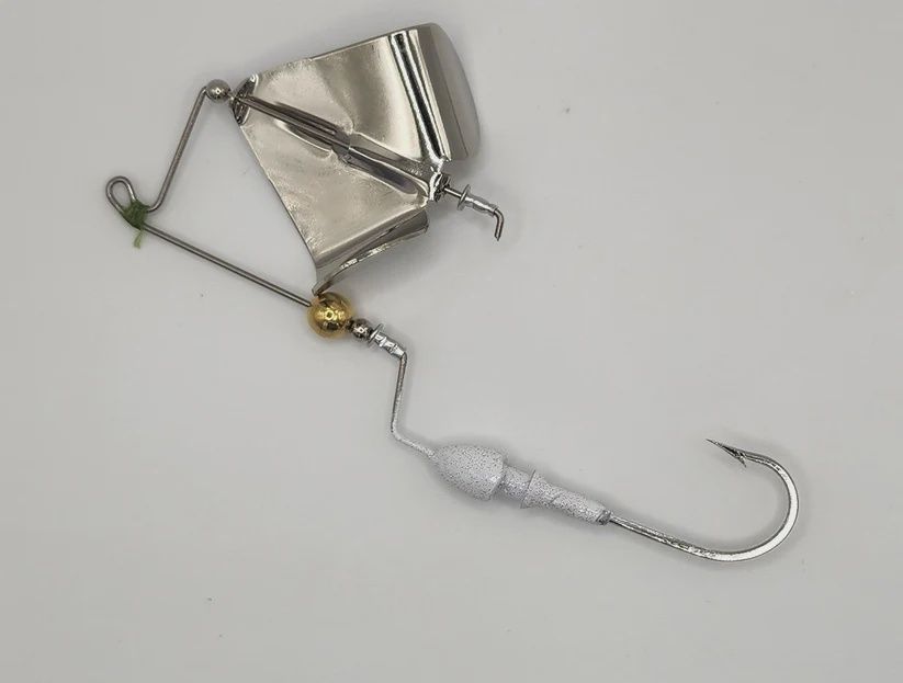 3/8 White Bushwhacker Gold Blade