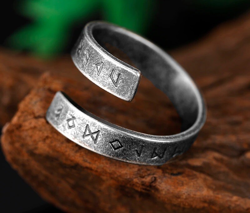 ​Odin steel ring