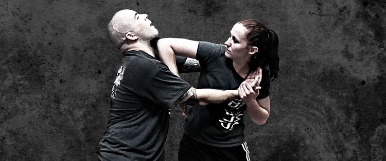 Krav Maga 6 classes includes gloves