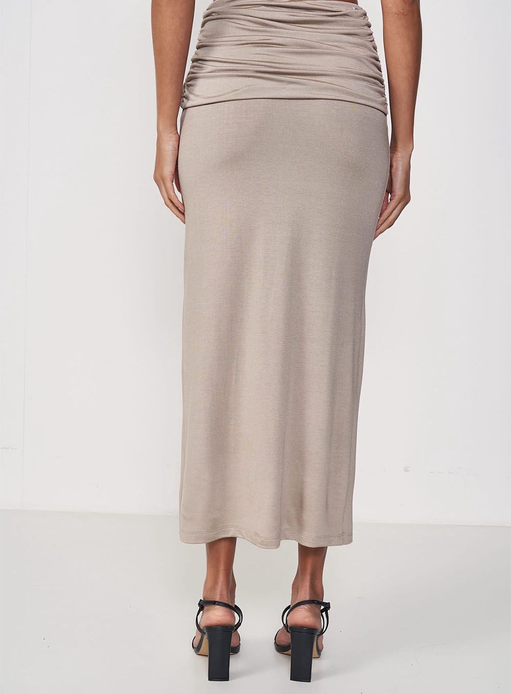 BEIGE BISQUE SKIRT WITH MEATL SIDE DETAIL