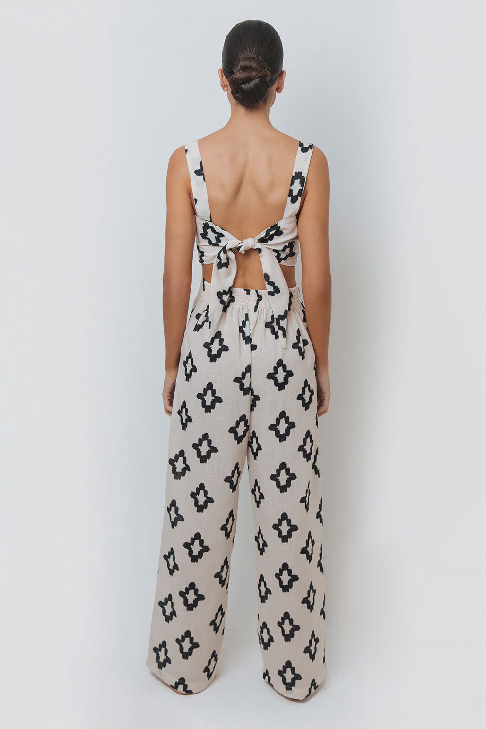 CROP TOP GENNA CRUZ  WITH ODETTE CRUZ PANTS