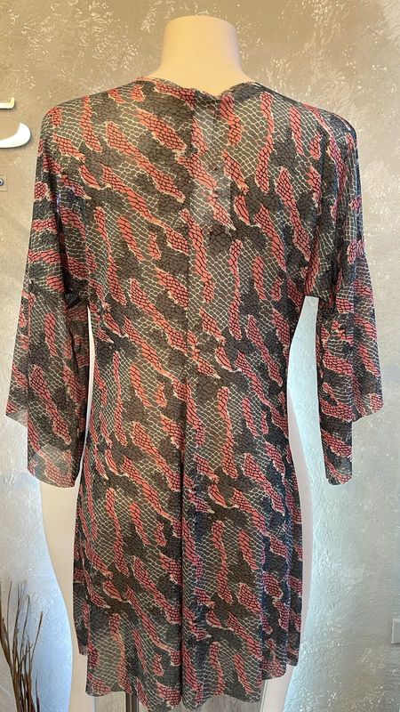 ANNA COVER UP - Final Price $499 tt Was $890 tt