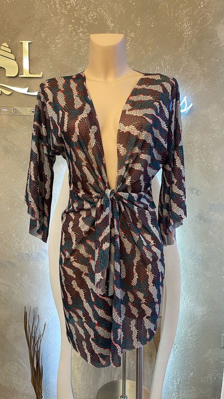 ANNA GREEN EMERALD COVER UP