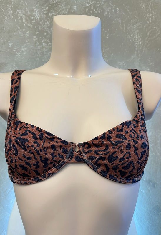 JUSTINE FELINE TOP - FINAL SALE