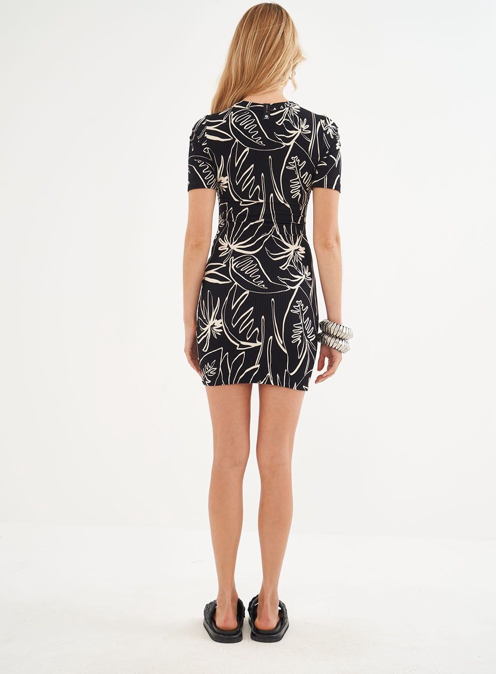 BLACK OFF WHITE TEXTURED FLORAL DRESS