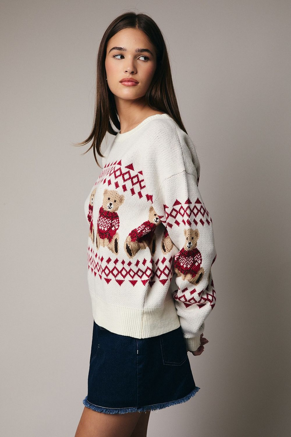 CREW NECK WINTER BEAR GRAPHIC SWEATHER