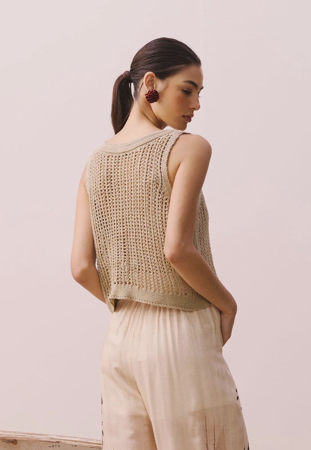 BEIGE LACE TRIMMED TANK CROPPED TOP