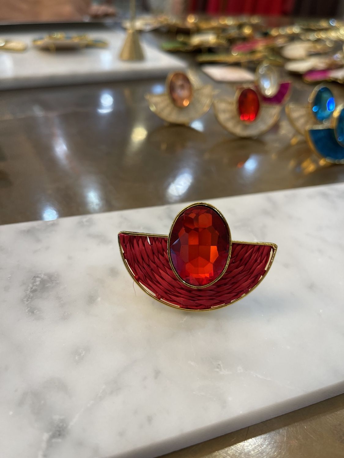 CRYSTAL IRACA ADJUSTABLE RING