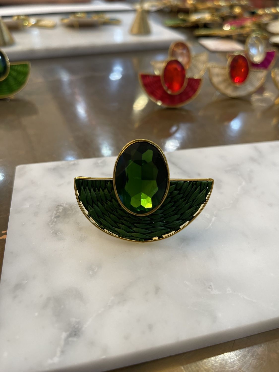 CRYSTAL IRACA ADJUSTABLE RING
