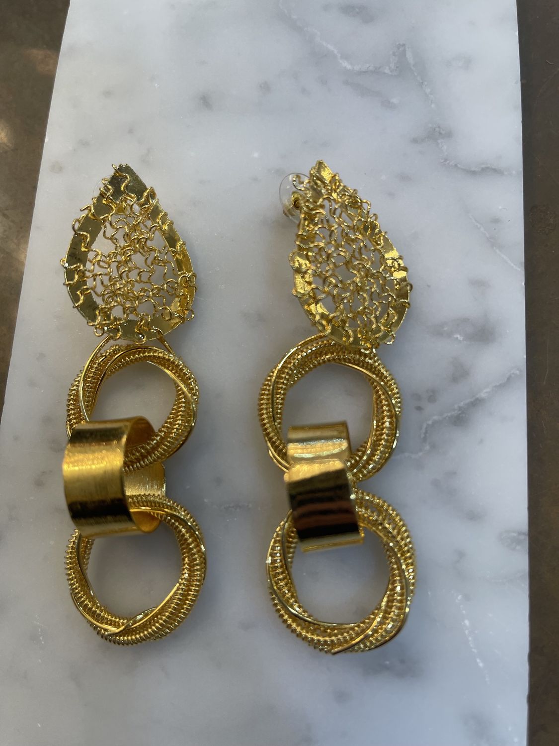 GOTA NEST MAXI EARRING, Colour: GOLD