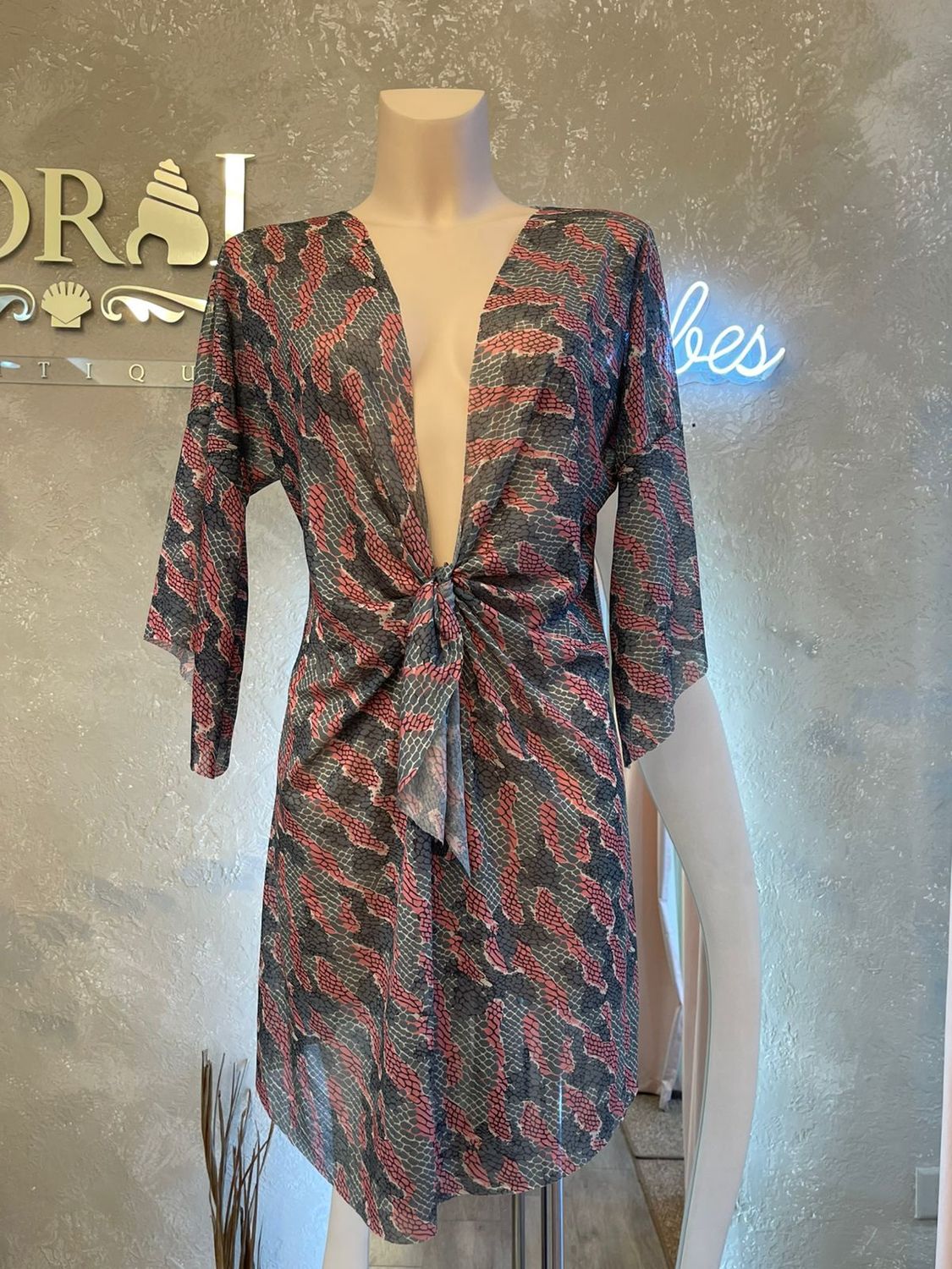 ANNA COVER UP - Final Price $499 tt Was $890 tt, Size: O/S