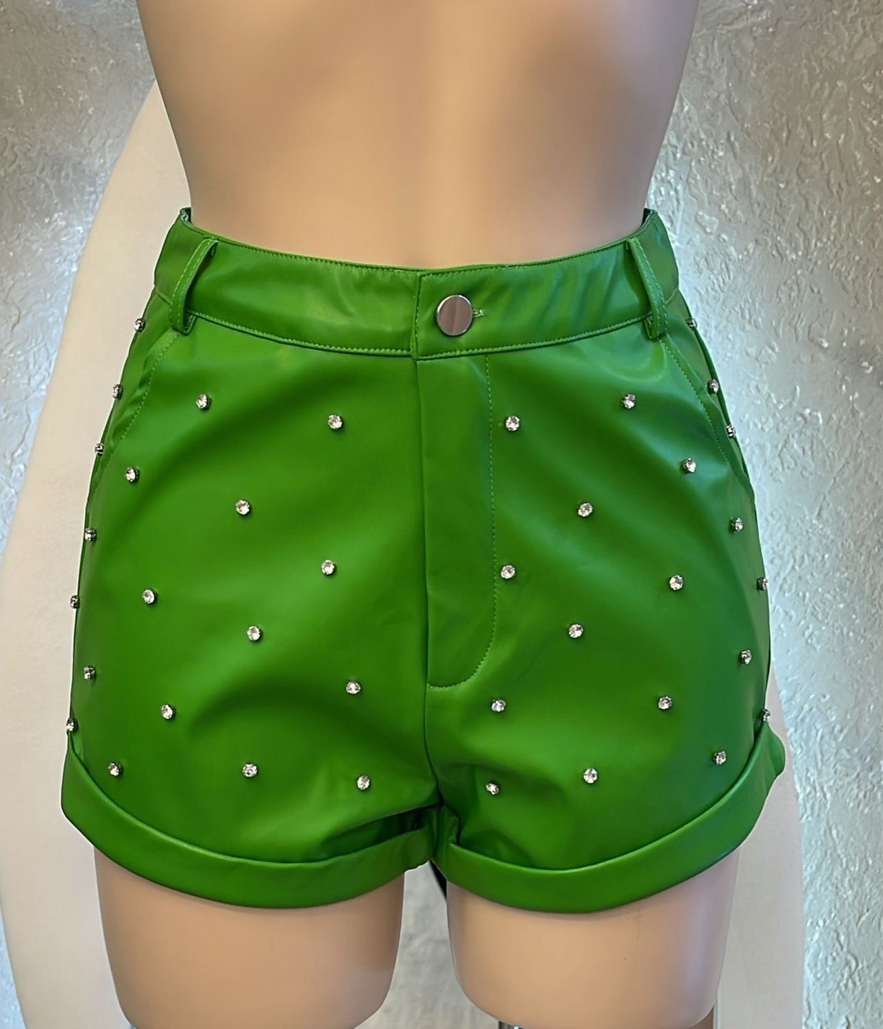 FAUX LEATHER SHORT- FINAL SALE, Size: S