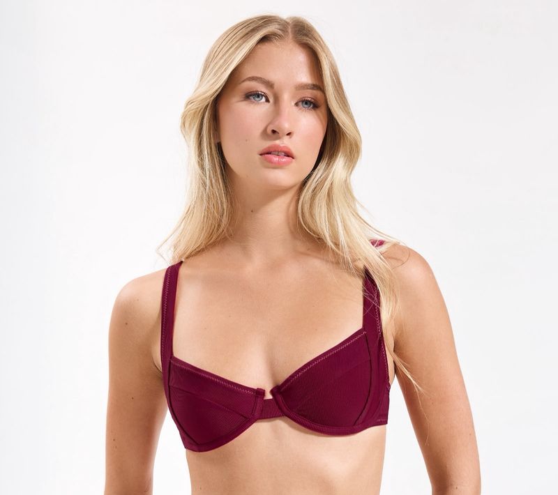 JUSTINE PLUM TOP - Final - Was $ 690 tt Now $ 390 tt