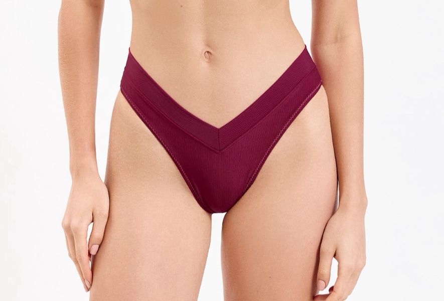 JESSE PLUM BOTTOM Final- Was 590 tt Now $354 tt, Size: S