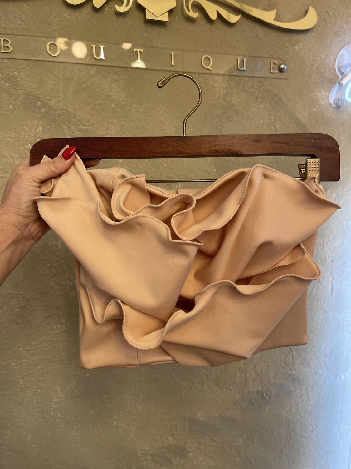 BLUSH CONITOS CROP TOP Now $499 tt was $1180 tt