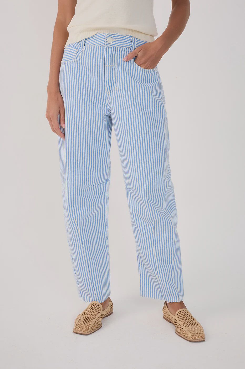 STRIPE DENIM BARREL PANTS