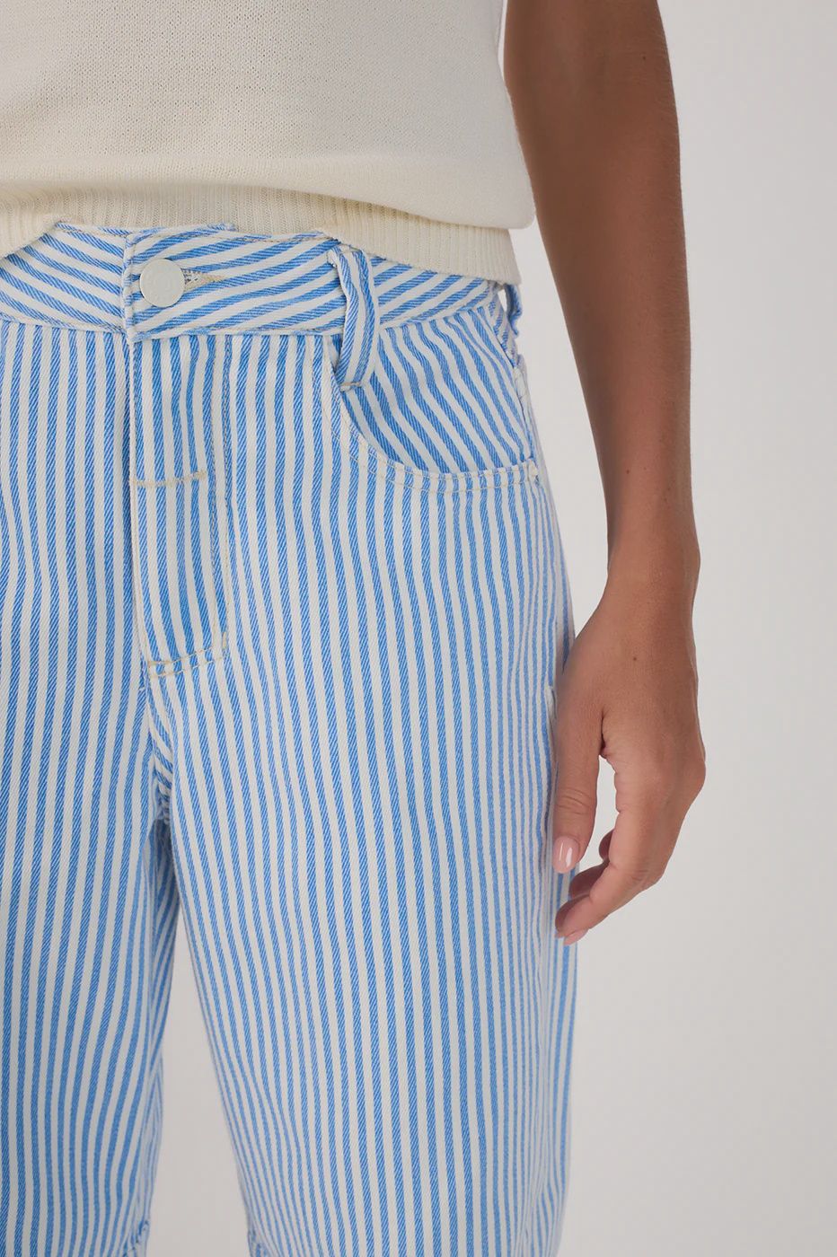 STRIPE DENIM BARREL PANTS