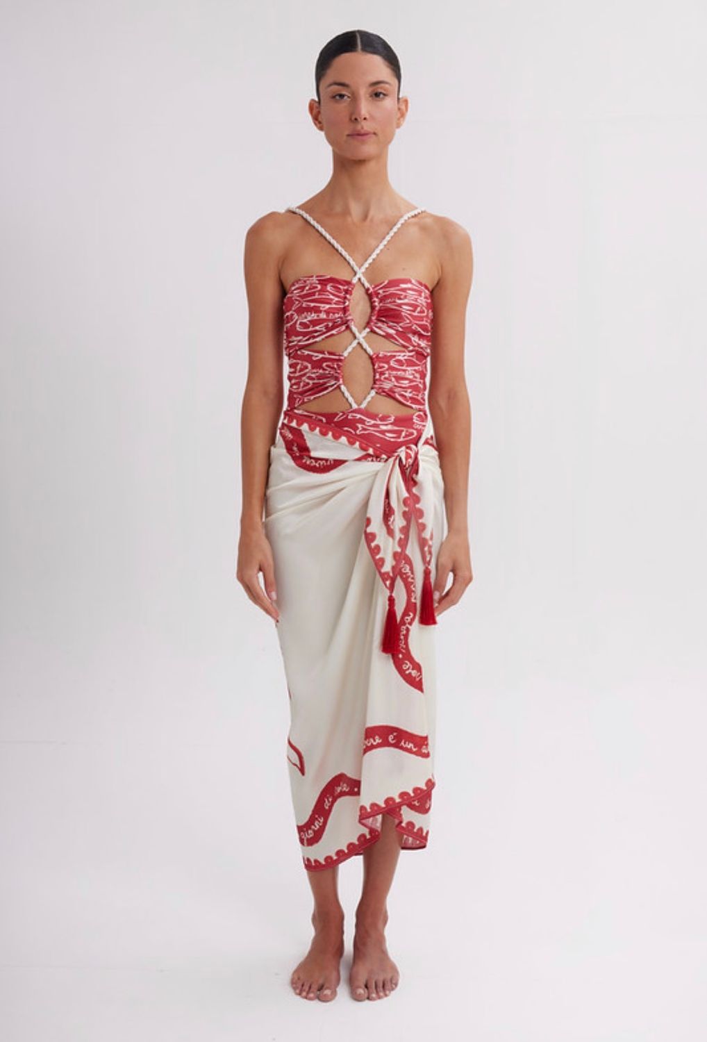 AISHA CORALLE SARONG
