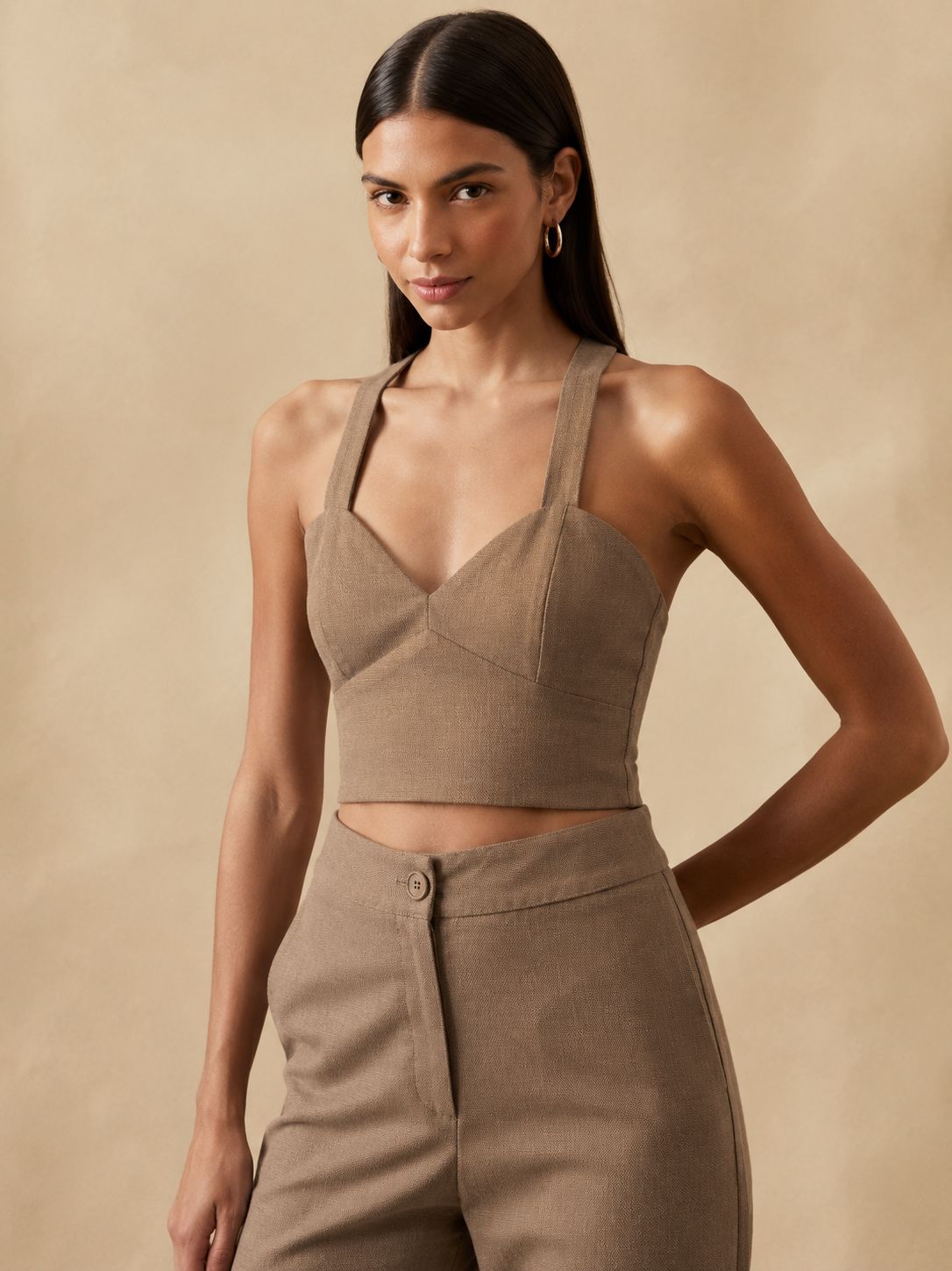 Alcas Beige  Cropped Top