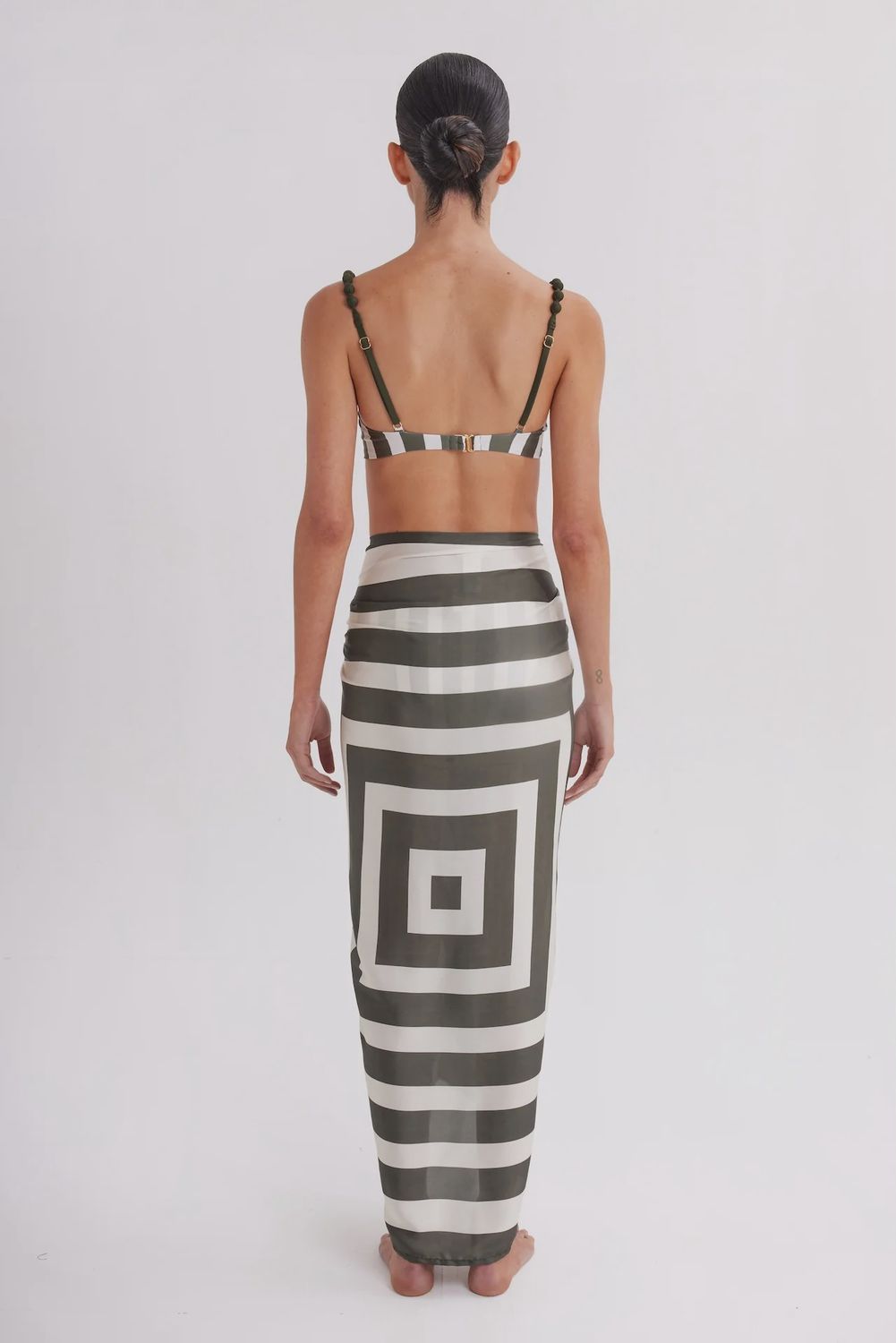Happer Rivor Sarong
