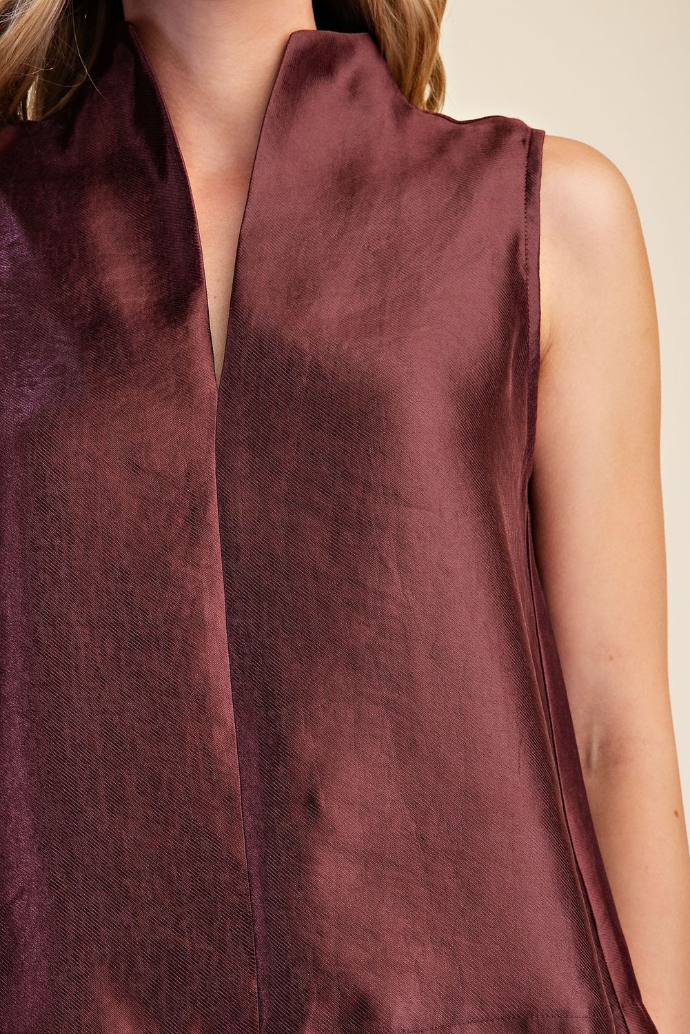 Burgundy Stand Collar Slit V-neck Sleeveless Top