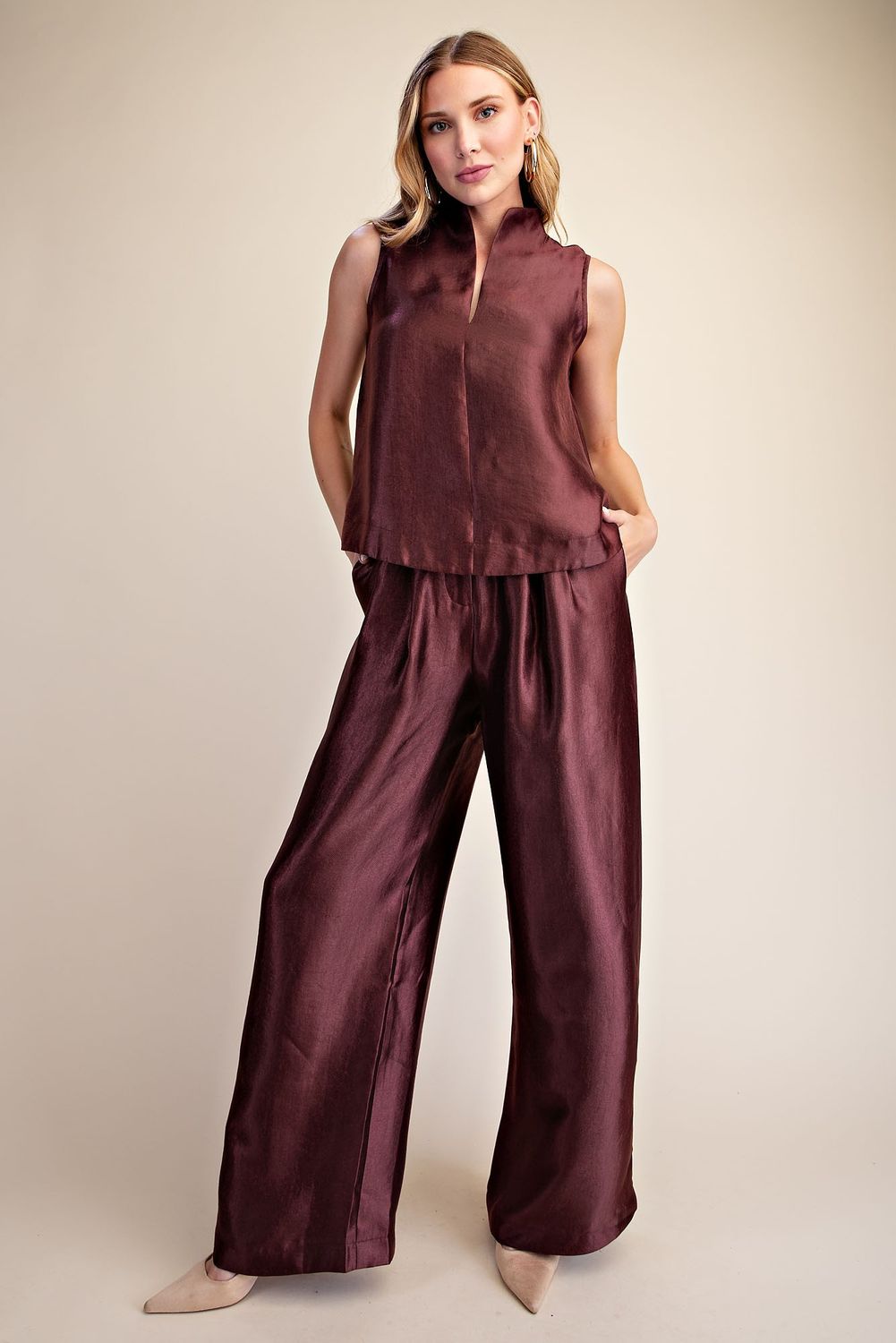 Burgundy Stand Collar Slit V-neck Sleeveless Top