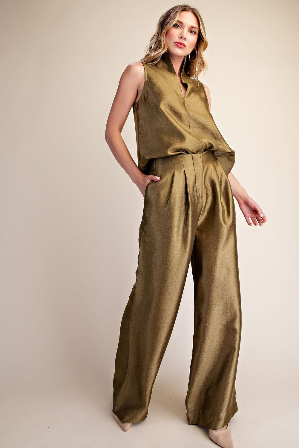 Olive  High-waist Pleated Pants