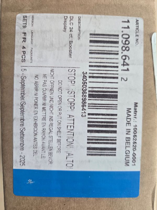 Lorcana Fabuleux la case de 4 displays en Francais