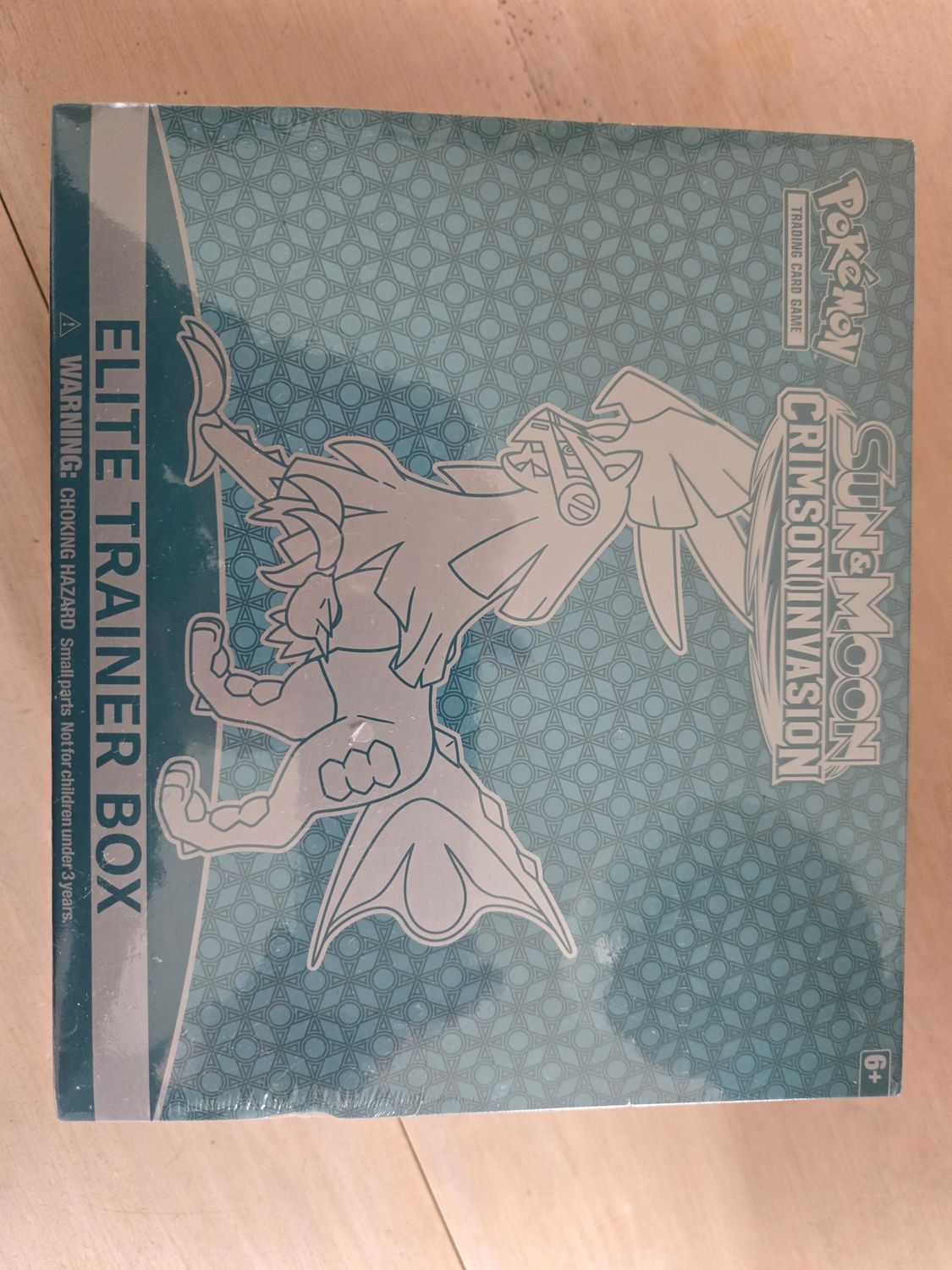 Pokemon Le Coffret Dresseurs Sun Moon Crimson Invasion Anglais