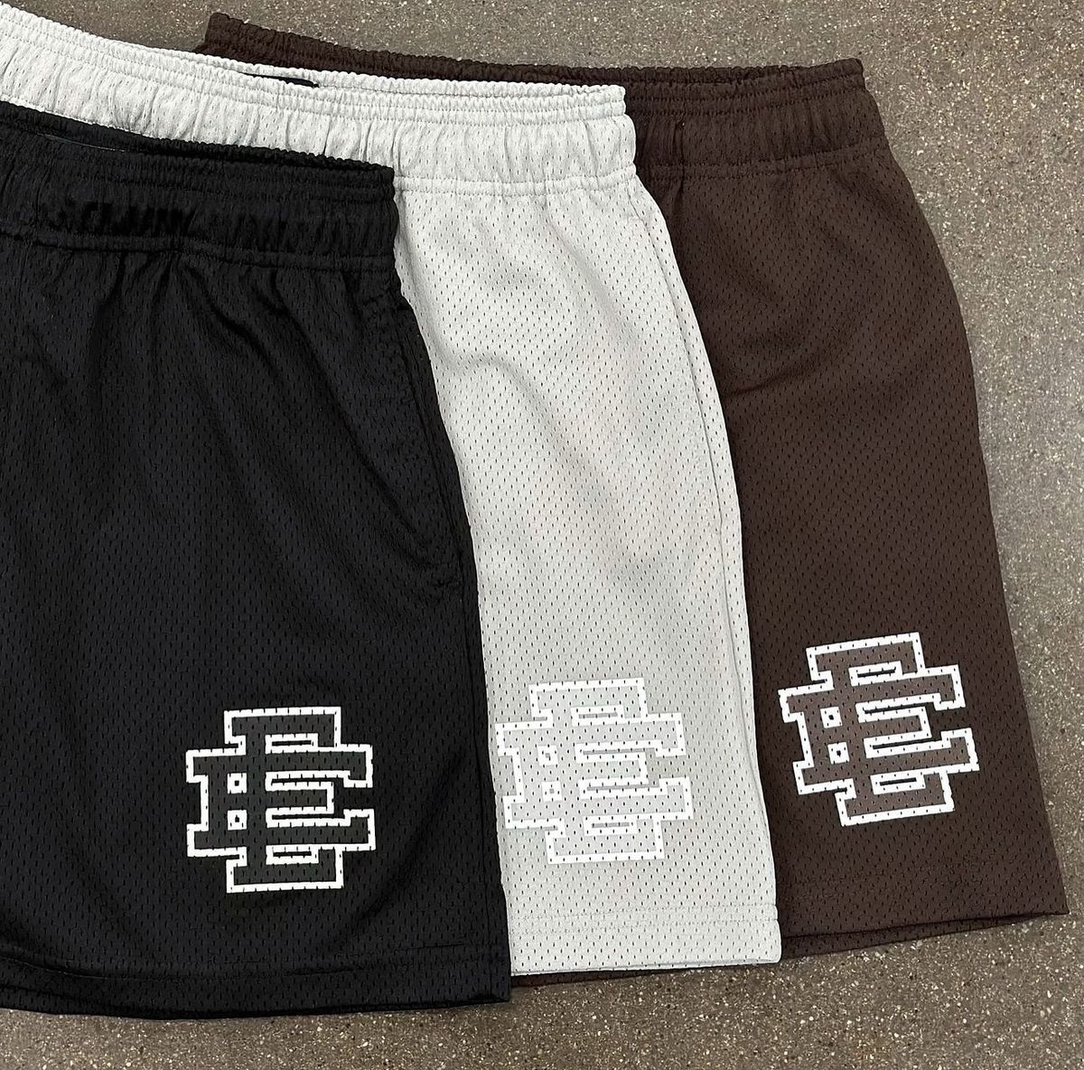 BLANK EE shorts