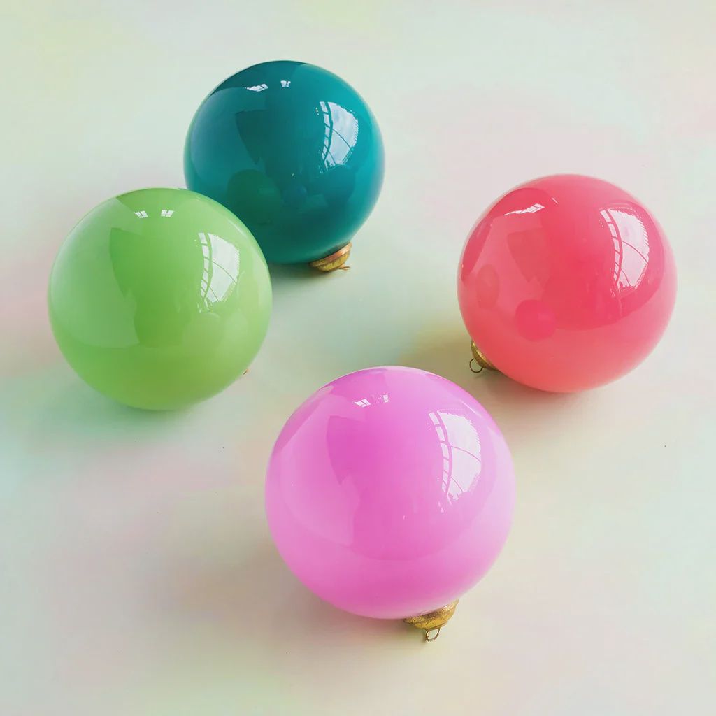Sugar Plum Ball Ornament 12&#39;&#39;