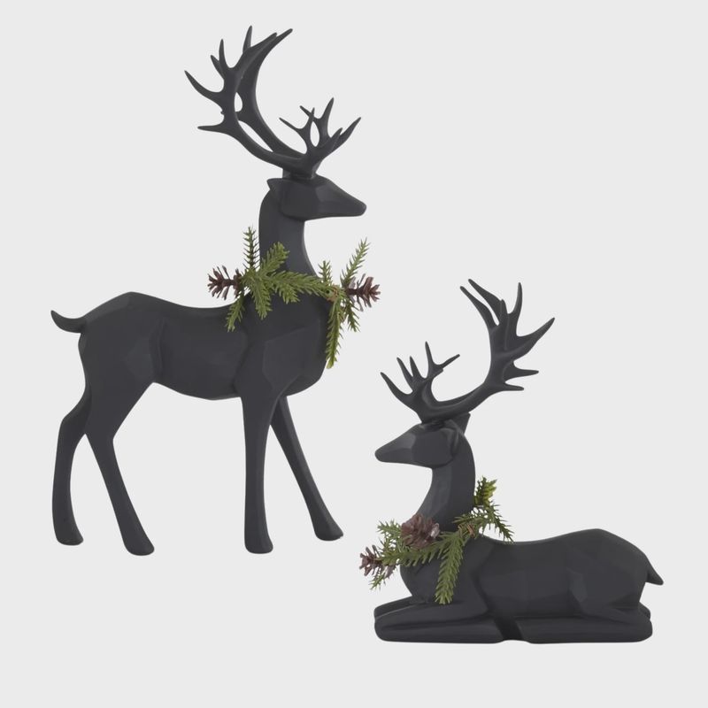 Matte Deer with Wreath